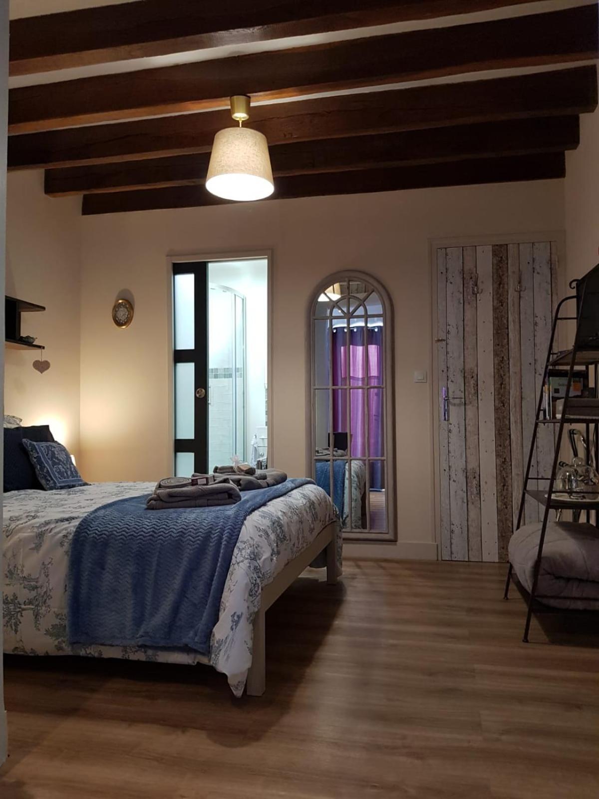 Bed and Breakfast Le Grand Cèdre Marolles  Camera foto