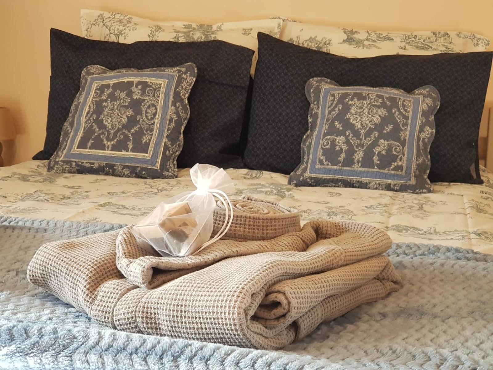 Bed and Breakfast Le Grand Cèdre Marolles  Camera foto